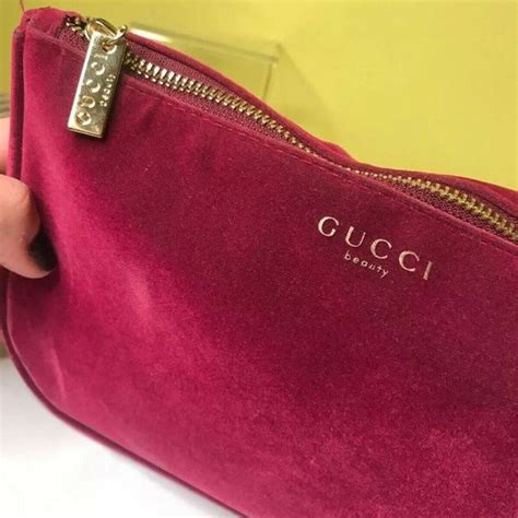 gucci clutch makeup bag|gucci makeup bag pink velvet.